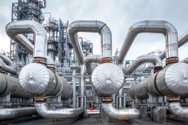 Choosing Valves for Chemical and Petrochemical Plants: A Comprehensive Guide